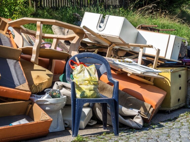 Household closure bulky waste 768x576