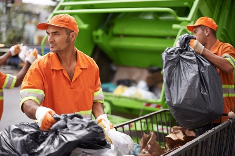 garbage collection team at work 768x512